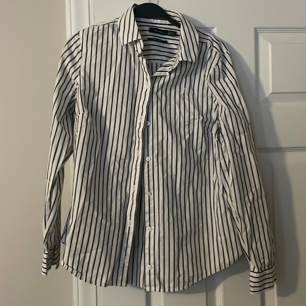 Navy & White Striped Long Sleeve Button Up Nautica Size M